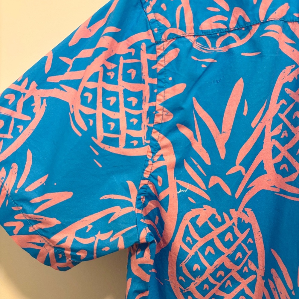 Chubbies Pineapple Hawaiian Shirt - Picture 7 of 7